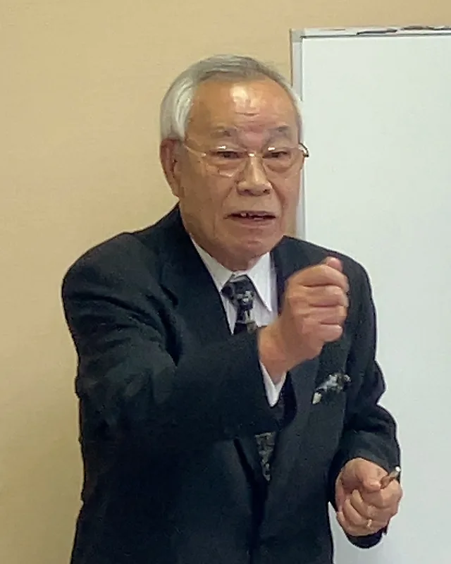 折田 武一（顧問）