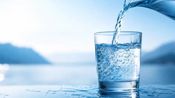 水素還元水とは？アルカリ性の特徴と水専門店が伝える選び方・活用法